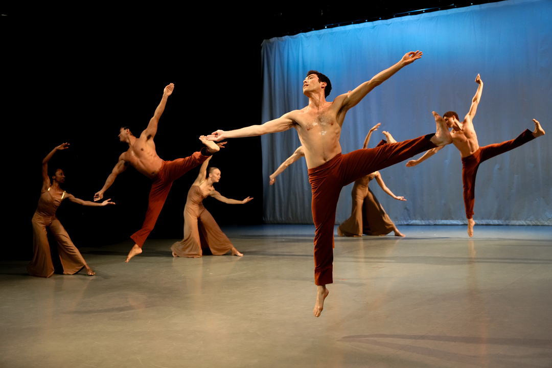 MGS_FALLSHOWING2025_ANGELS_BPOLLOCK-25