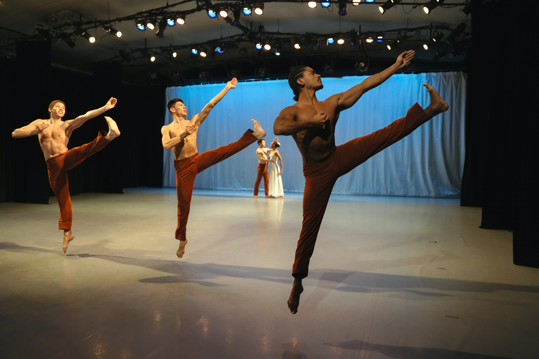 MGS_FALLSHOWING2025_ANGELS_BPOLLOCK-66